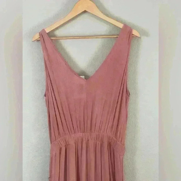 Le Lis Make Me Blush Jumpsuit Pockets Stretch Waist Tank Women's Medium - Picture 8 of 12